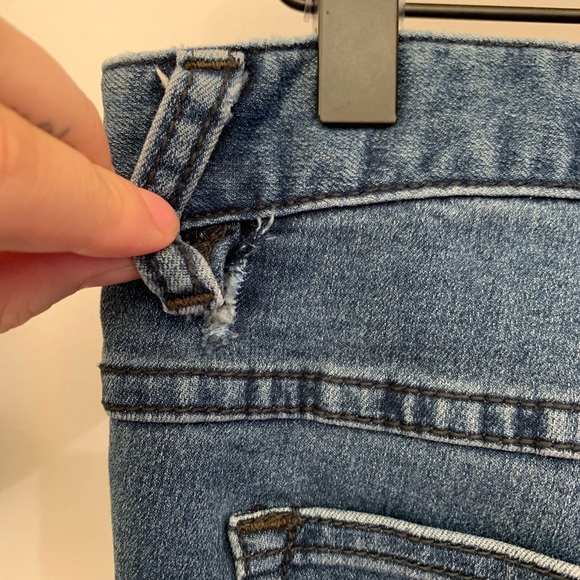 Free People mid-rise destroyed skinny jeans - Picture 8 of 8